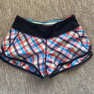 Lululemon Sea Wheeze Mojito Plaid Speed Short Sz 2 EUC